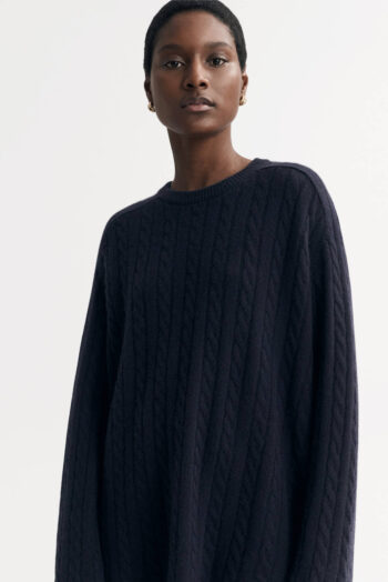 Cable Knit Crewneck - Cable Knits - Navy | Rizzing up