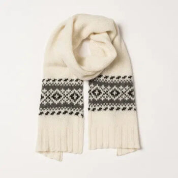 Woolen scarf with ornaments